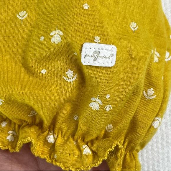 Baby Girl Lot 3M-12M 💖 Outfits Pajamas Summer Shorts Nike Floral Infant - Picture 8 of 13